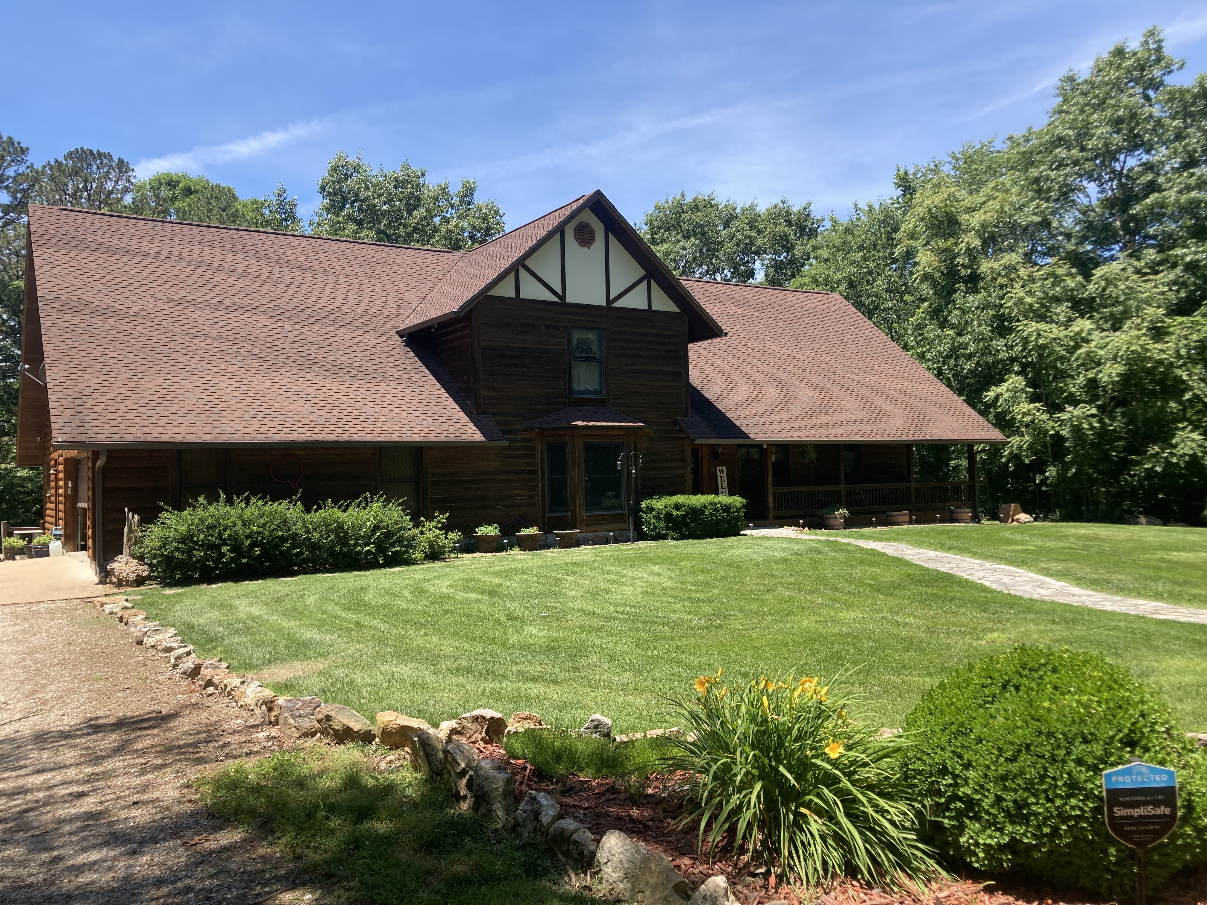 Log Lodge on Yocum Road